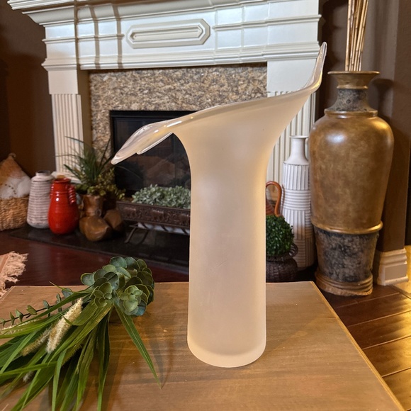 14.5 Inch Vintage Frosted Satin Glass Jack In The Pulpit Vase - Picture 4 of 7